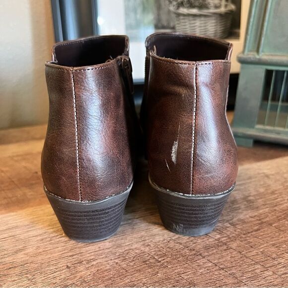 Daily Shoes brown faux Leather booties - Picture 2 of 8